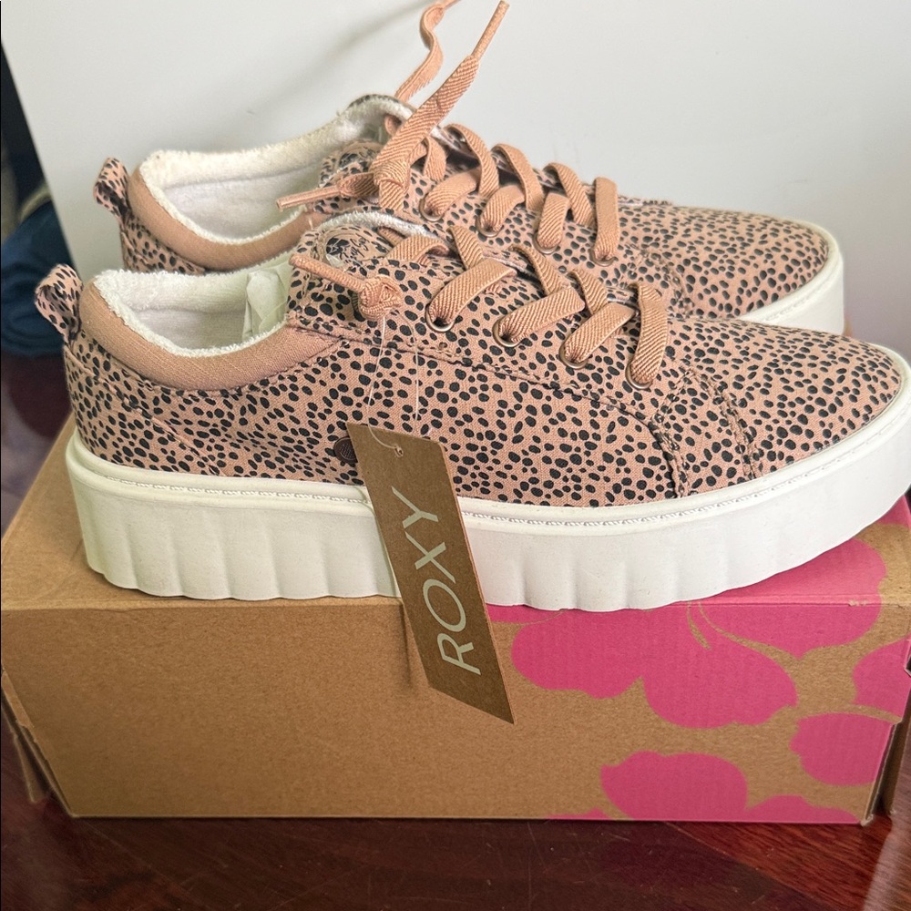 Roxy Tan and Black Patterned Sneakers
